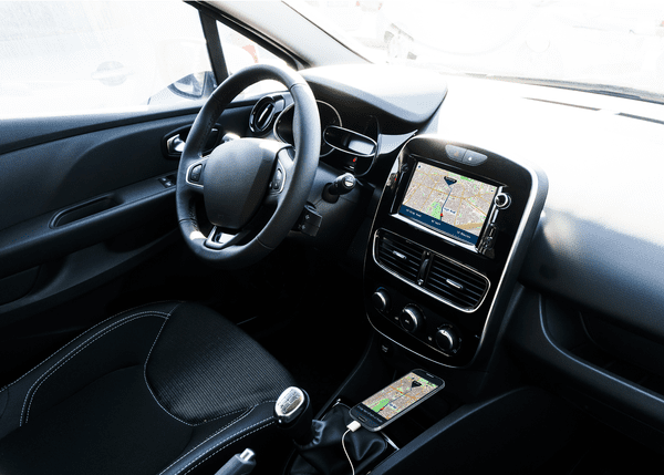 USB IC Solution for Automotive Connectivity